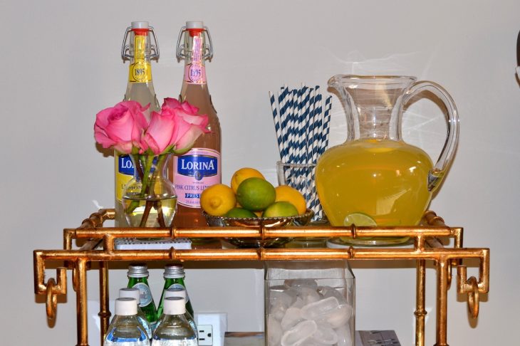 how to style a bar cart (1)