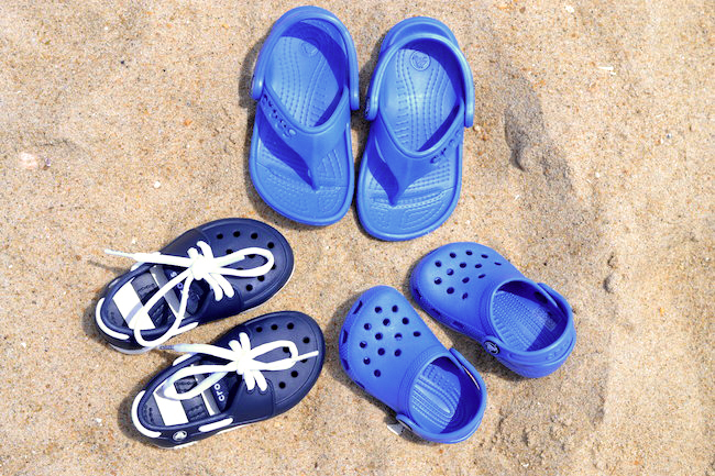 crocs baby beach shoes