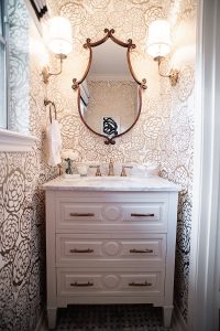 HOUSE of HARPER gold and white powder room reveal.