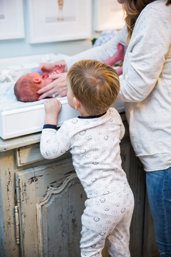 House of Harper shares her baby must-have, the hatch baby changing table.