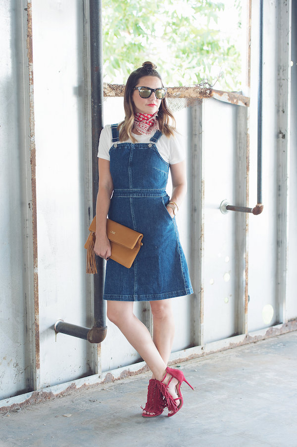 how to style a denim overall dress by Madewell