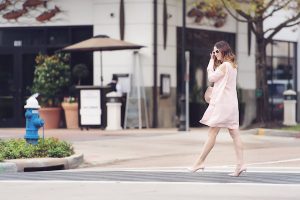 CAROLINE KNAPP shows us how to style an all pink outfit