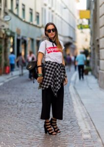 supreme tee travel outfit - HOUSE of 