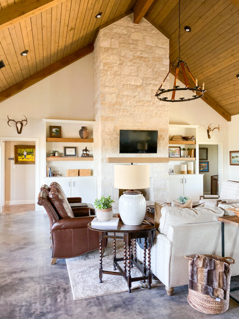 Harper Hill Country Living Room with Bassett Furniture HOUSE of